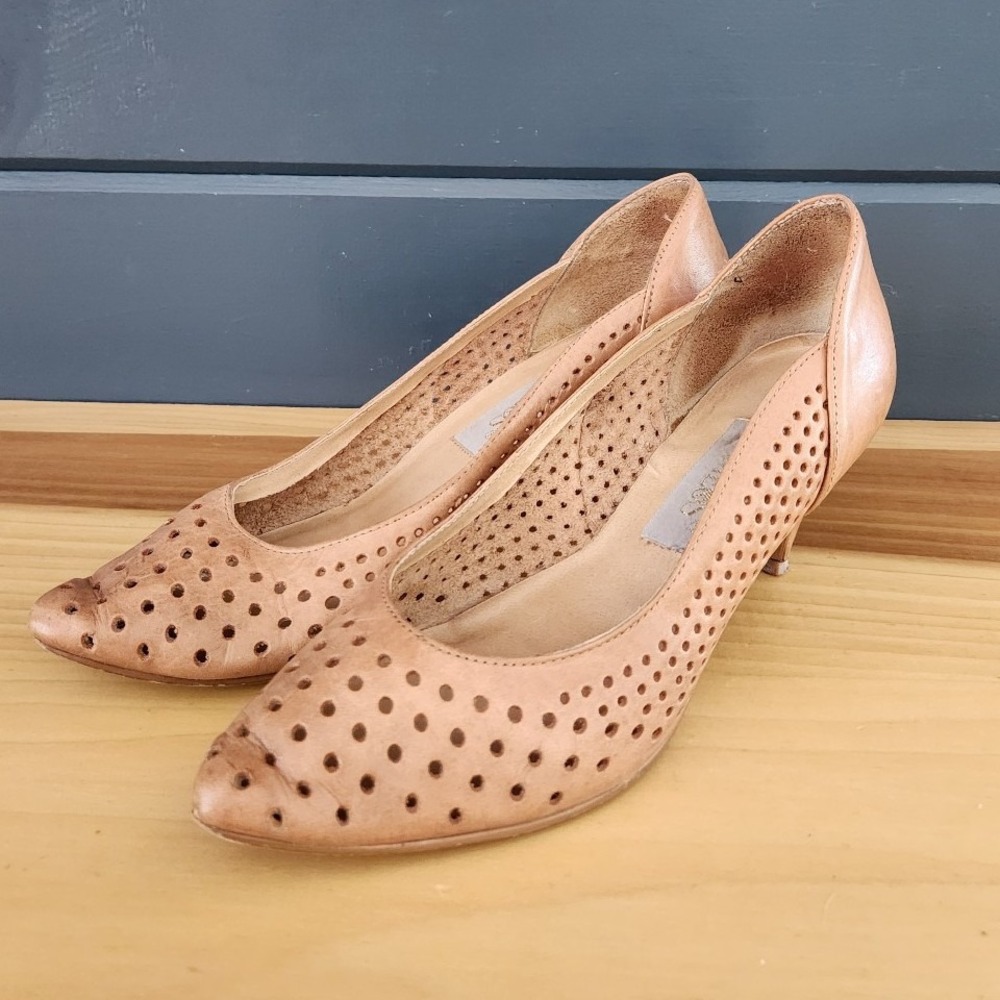 80s Tan Leather Heels